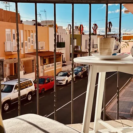 Click & Guest -terrace With Sea And Mountain Views Σπίτι διακοπών