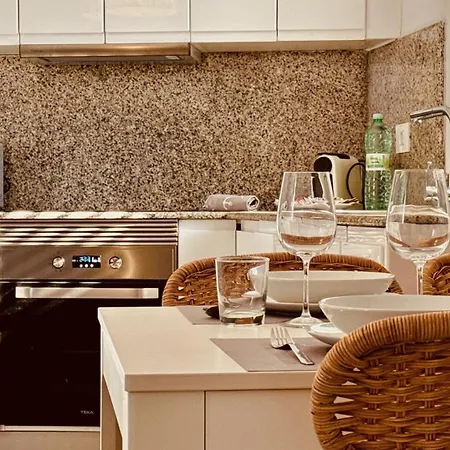 Click & Guest -terrace With Sea And Mountain Views Σπίτι διακοπών *