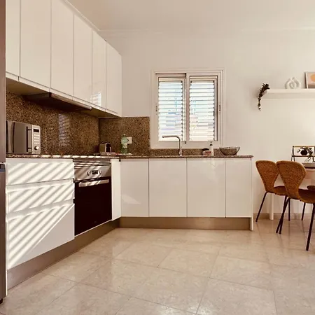 Σπίτι διακοπών Click & Guest -terrace With Sea And Mountain Views