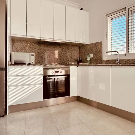 Click & Guest -terrace With Sea And Mountain Views Holiday home *