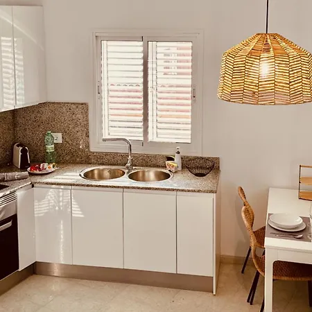 Click & Guest -terrace With Sea And Mountain Views Holiday home *